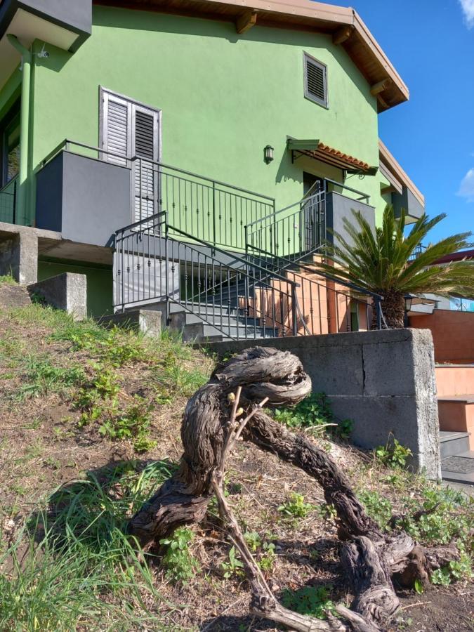 ザッフェラーナ・エトネーア Etna Green Houseヴィラ エクステリア 写真