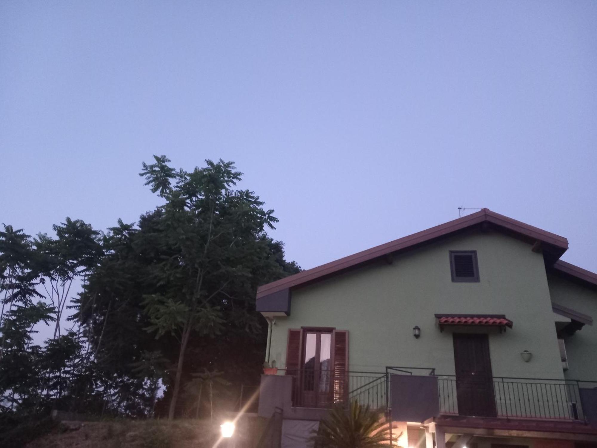 ザッフェラーナ・エトネーア Etna Green Houseヴィラ エクステリア 写真