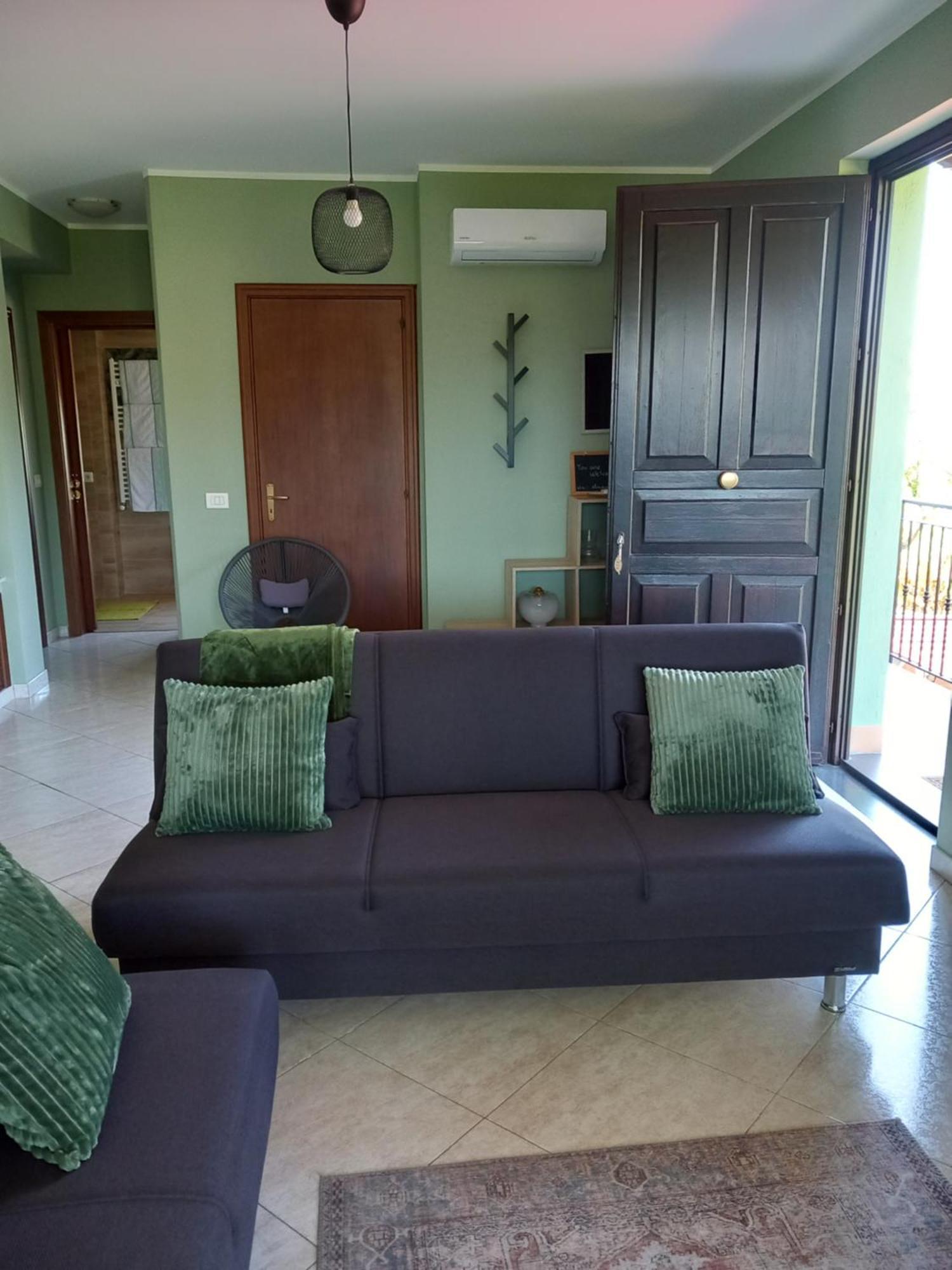 ザッフェラーナ・エトネーア Etna Green Houseヴィラ エクステリア 写真