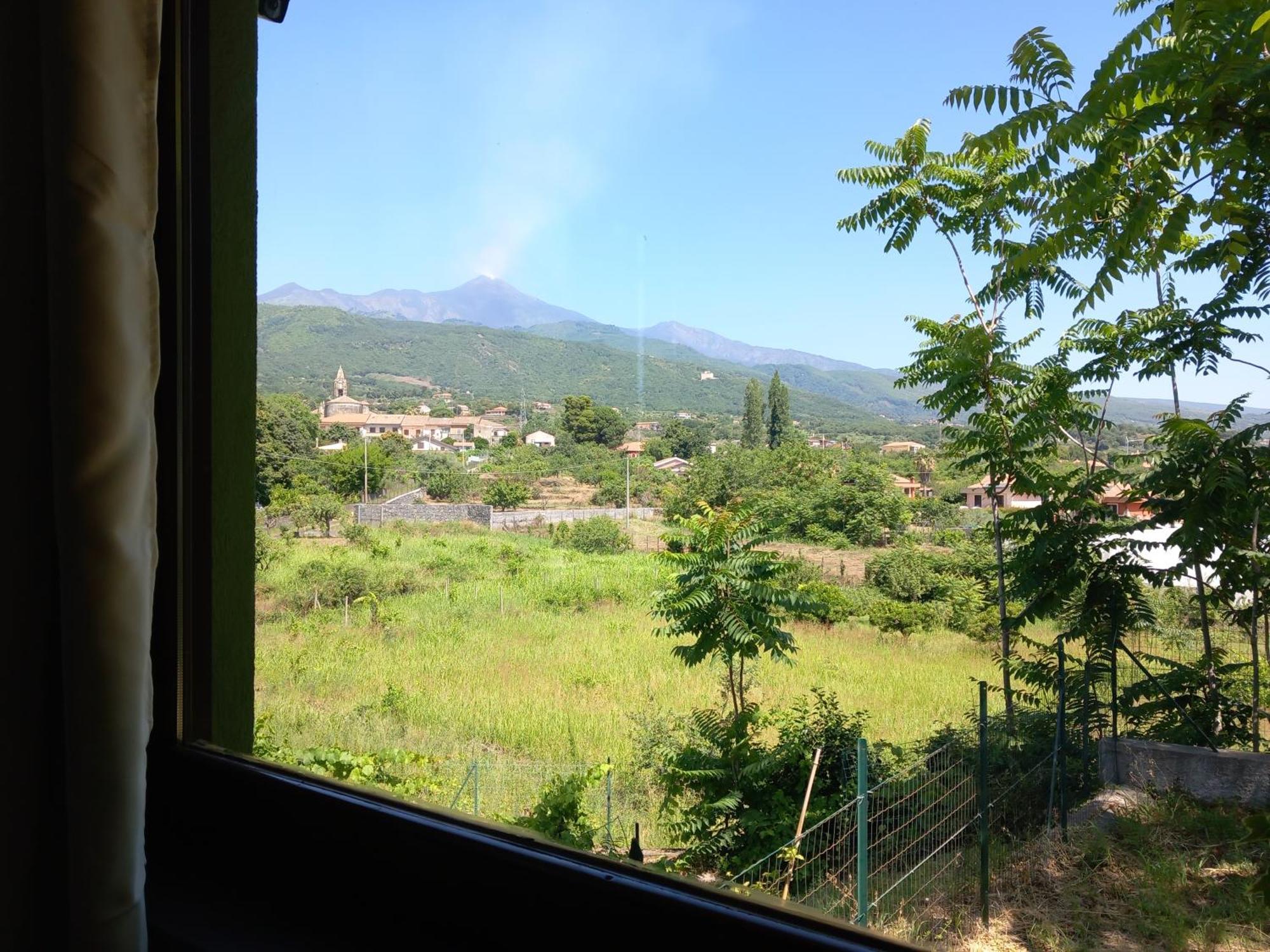 ザッフェラーナ・エトネーア Etna Green Houseヴィラ エクステリア 写真
